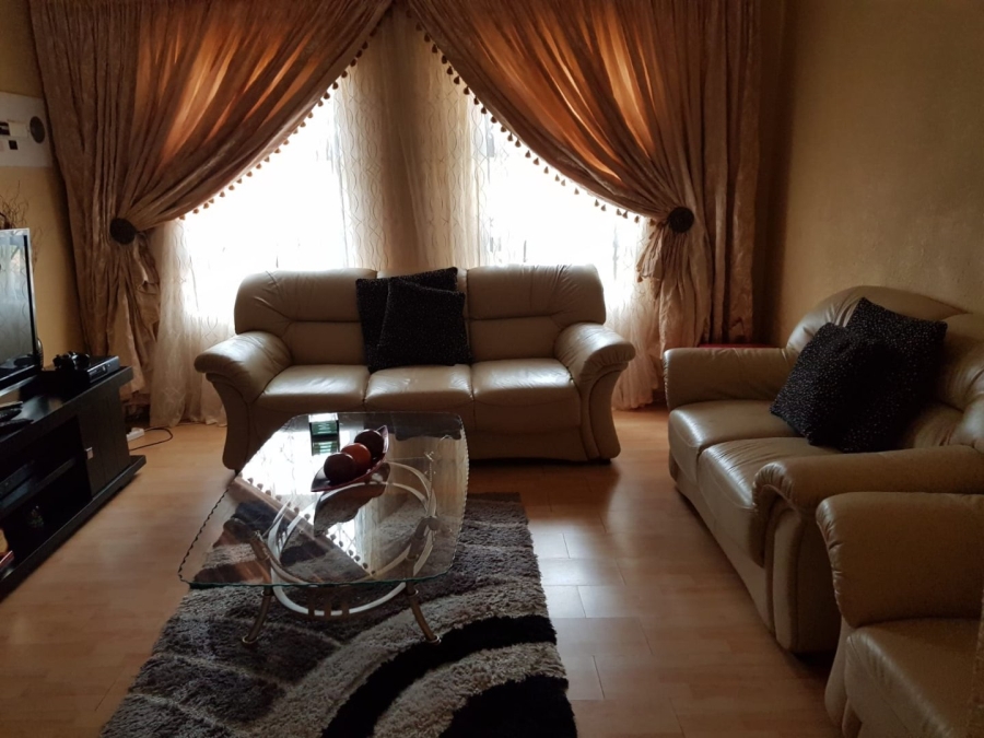 3 Bedroom Property for Sale in Randpoort Gauteng