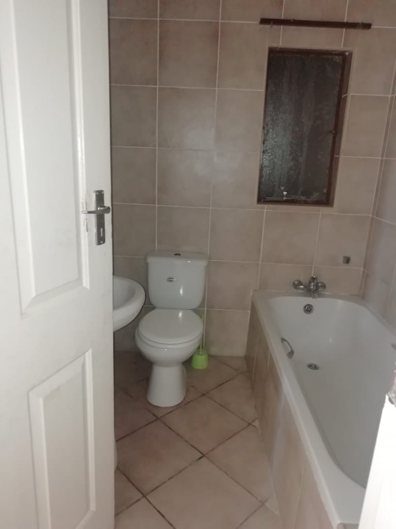 2 Bedroom Property for Sale in Homelake Gauteng