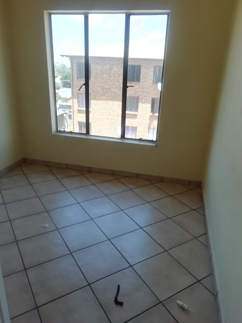 2 Bedroom Property for Sale in Homelake Gauteng