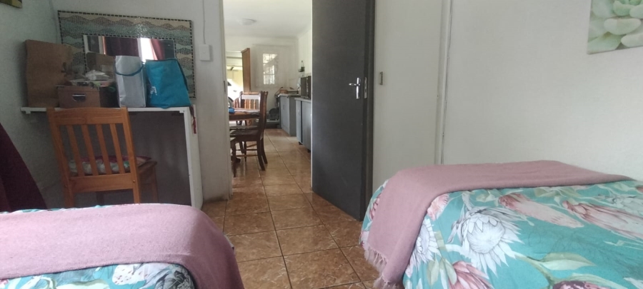 4 Bedroom Property for Sale in Loumarina A H Gauteng