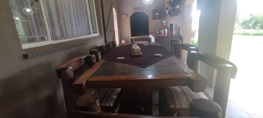 4 Bedroom Property for Sale in Loumarina A H Gauteng