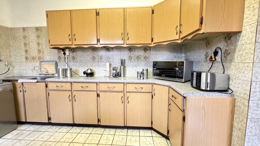 3 Bedroom Property for Sale in Carletonville Central Gauteng