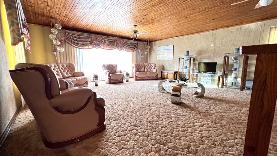 3 Bedroom Property for Sale in Carletonville Central Gauteng