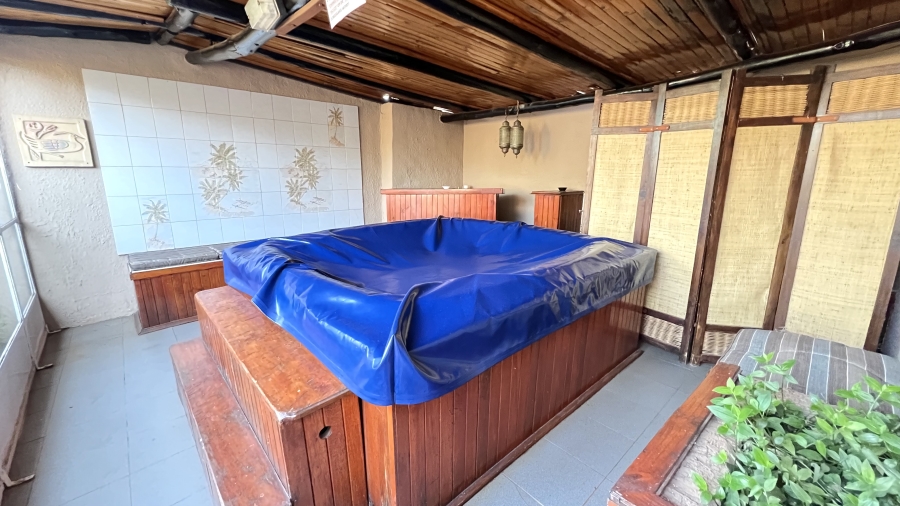 3 Bedroom Property for Sale in Carletonville Central Gauteng