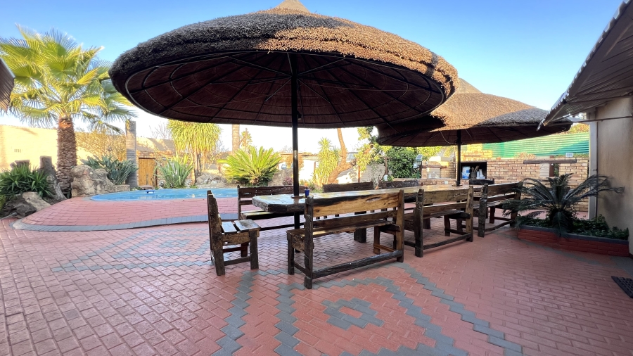 3 Bedroom Property for Sale in Carletonville Central Gauteng