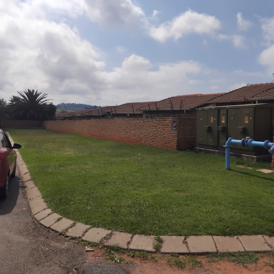 3 Bedroom Property for Sale in Witpoortjie Gauteng