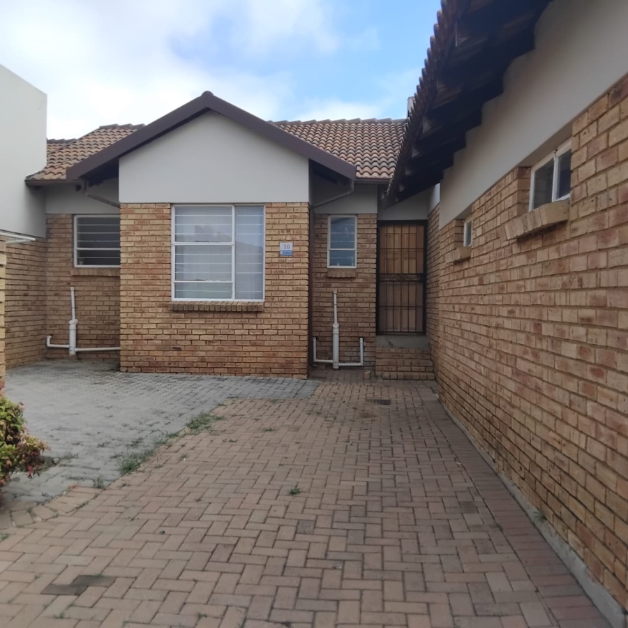 3 Bedroom Property for Sale in Witpoortjie Gauteng