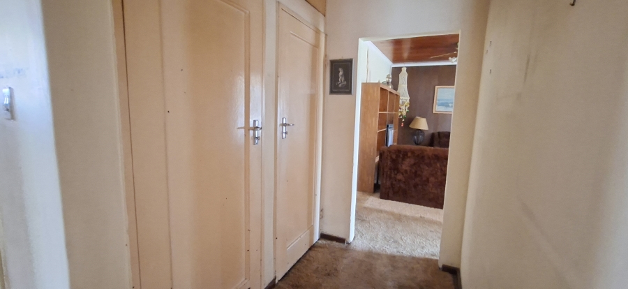 3 Bedroom Property for Sale in Wentworth Park Gauteng