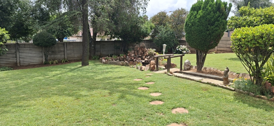 3 Bedroom Property for Sale in Wentworth Park Gauteng