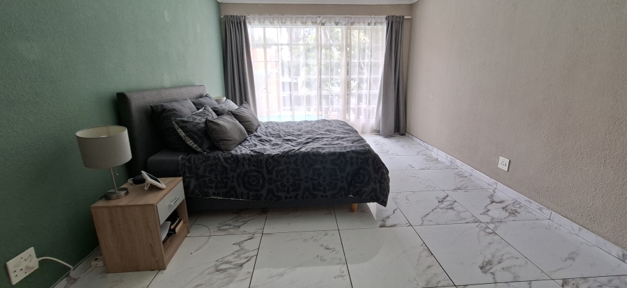 5 Bedroom Property for Sale in Noordheuwel Gauteng