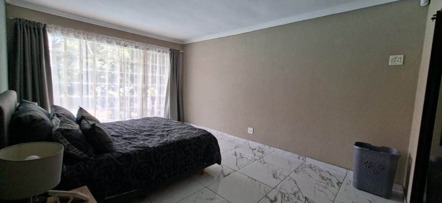 5 Bedroom Property for Sale in Noordheuwel Gauteng