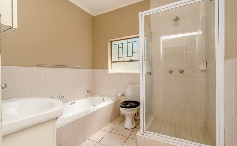 2 Bedroom Property for Sale in Willowbrook Gauteng
