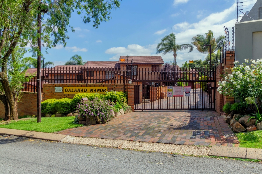 2 Bedroom Property for Sale in Radiokop Gauteng