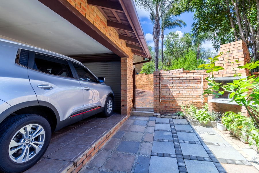 2 Bedroom Property for Sale in Radiokop Gauteng