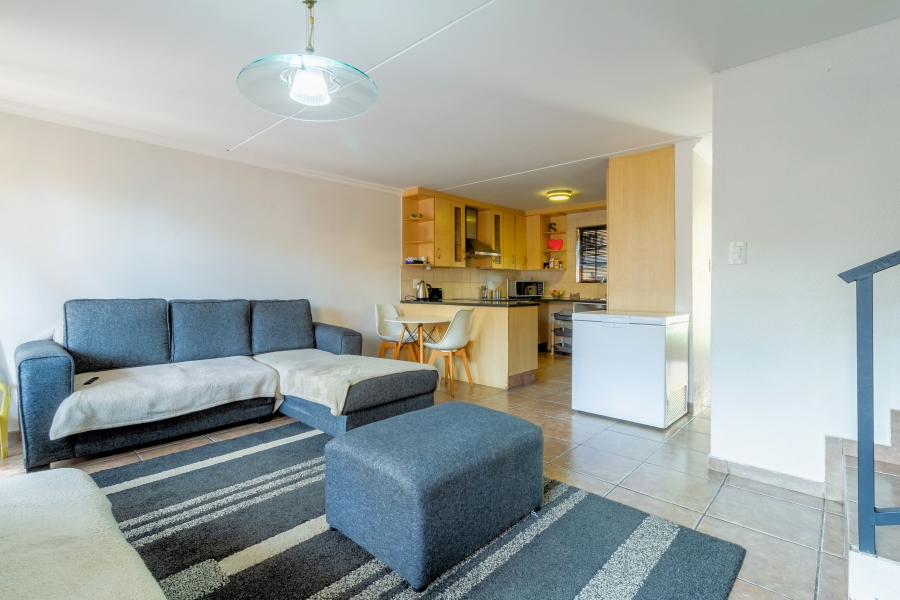 2 Bedroom Property for Sale in Radiokop Gauteng