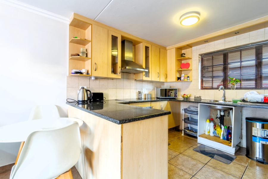 2 Bedroom Property for Sale in Radiokop Gauteng