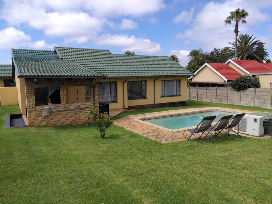 3 Bedroom Property for Sale in Dan Pienaarville Gauteng