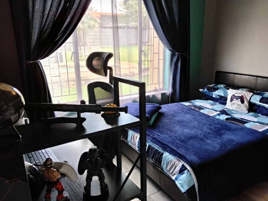 3 Bedroom Property for Sale in Dan Pienaarville Gauteng