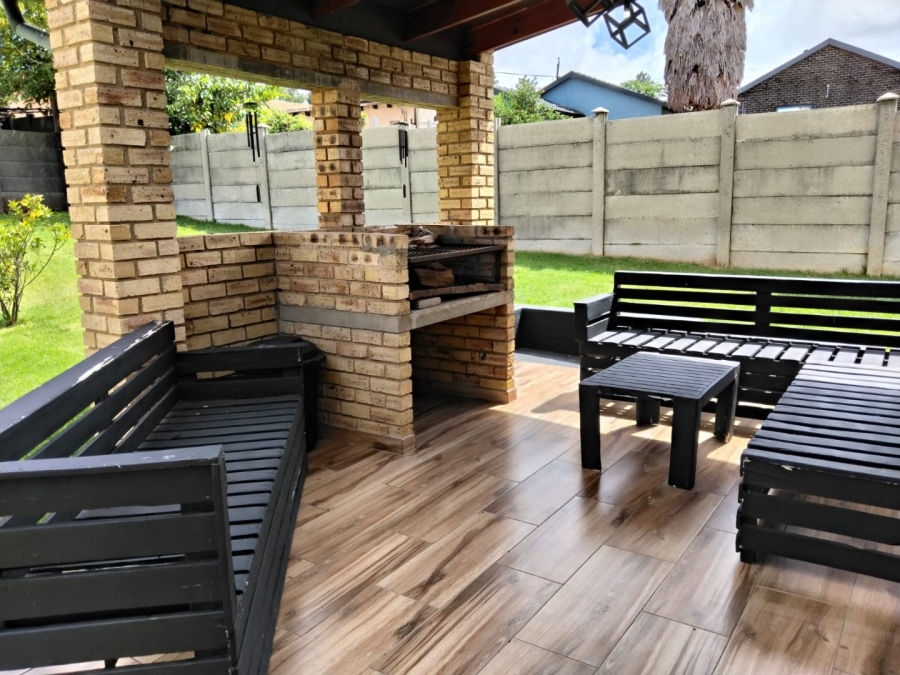 3 Bedroom Property for Sale in Dan Pienaarville Gauteng