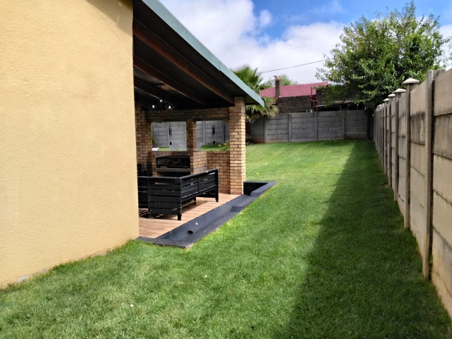 3 Bedroom Property for Sale in Dan Pienaarville Gauteng