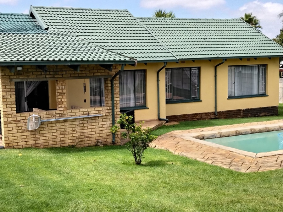 3 Bedroom Property for Sale in Dan Pienaarville Gauteng