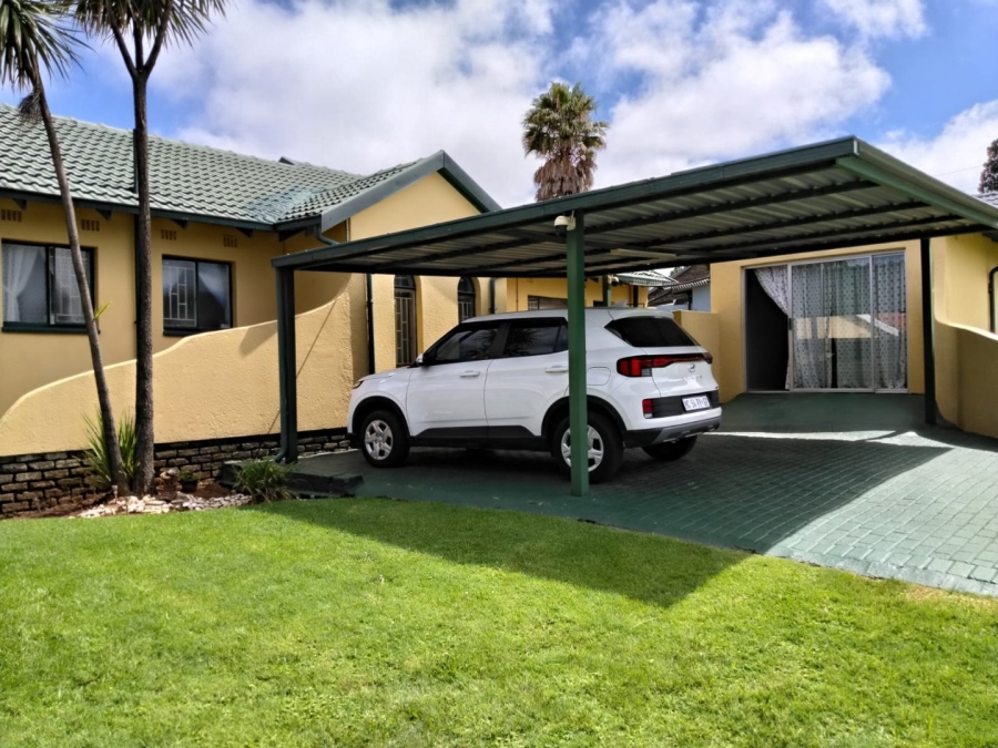 3 Bedroom Property for Sale in Dan Pienaarville Gauteng