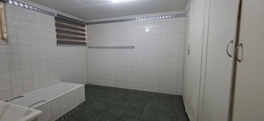 4 Bedroom Property for Sale in Krugersdorp North Gauteng