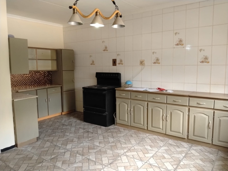 4 Bedroom Property for Sale in Krugersdorp North Gauteng