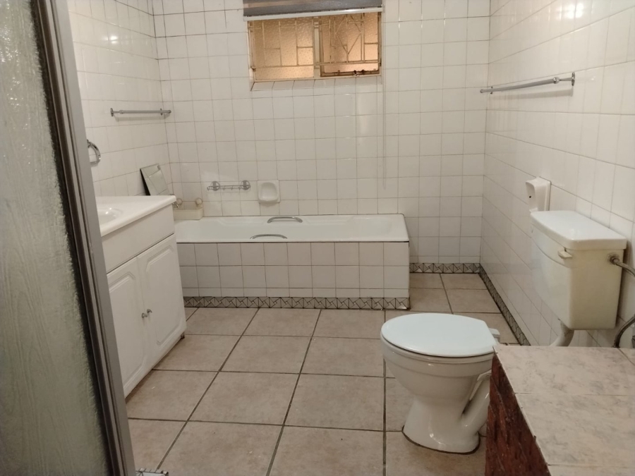 4 Bedroom Property for Sale in Krugersdorp North Gauteng