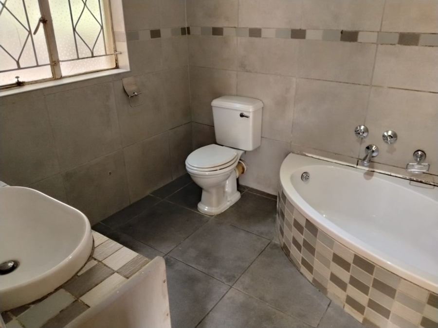 4 Bedroom Property for Sale in Krugersdorp North Gauteng