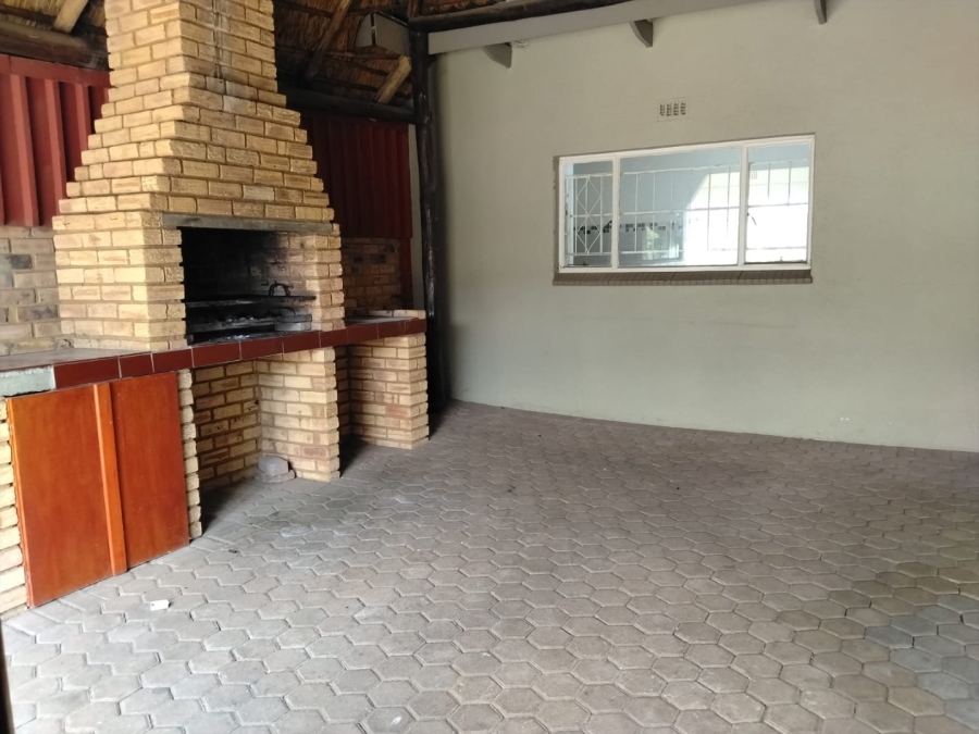 4 Bedroom Property for Sale in Krugersdorp North Gauteng