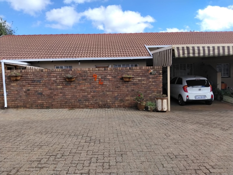 2 Bedroom Property for Sale in Randpoort Gauteng