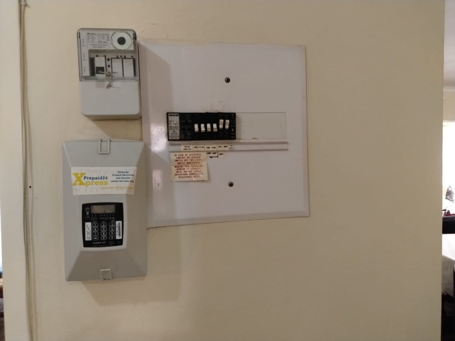 2 Bedroom Property for Sale in Randpoort Gauteng