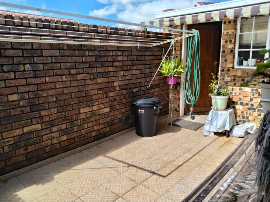 2 Bedroom Property for Sale in Randpoort Gauteng