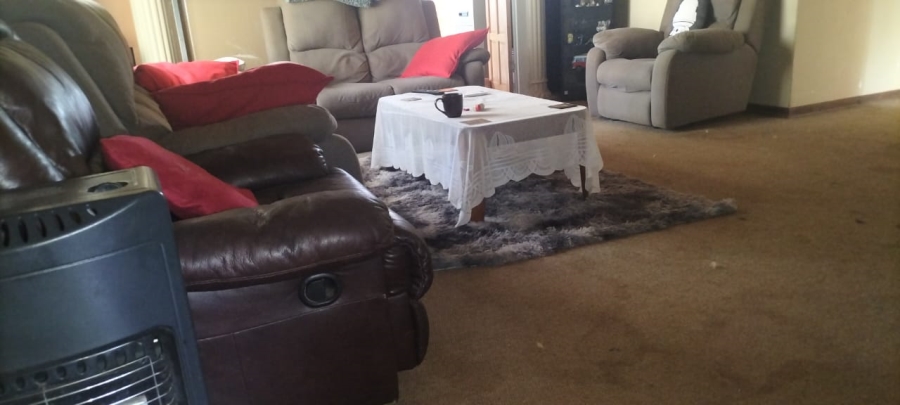 3 Bedroom Property for Sale in Helikonpark Gauteng