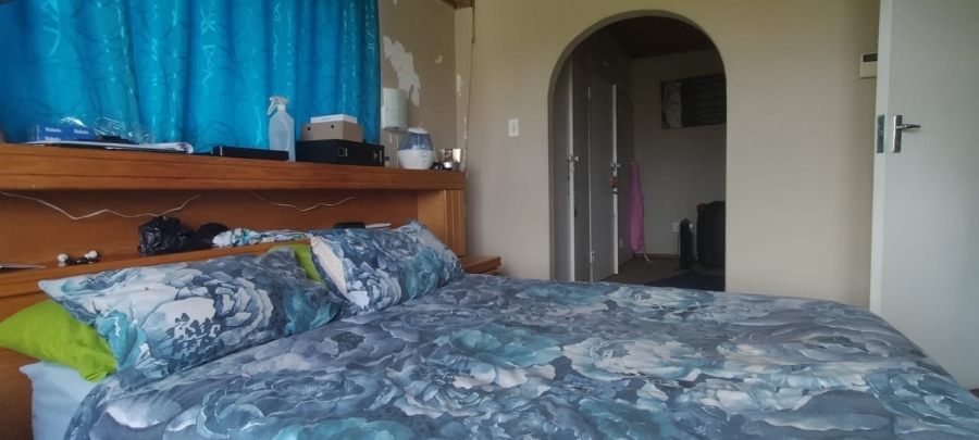 3 Bedroom Property for Sale in Helikonpark Gauteng