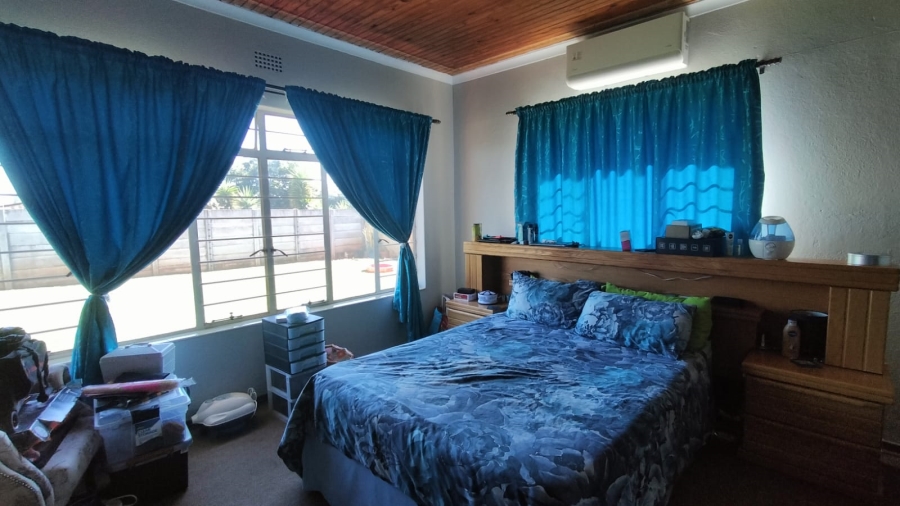 3 Bedroom Property for Sale in Helikonpark Gauteng
