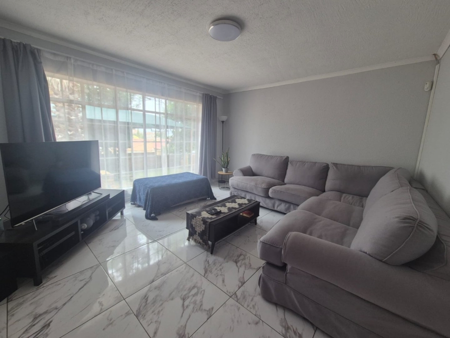 4 Bedroom Property for Sale in Noordheuwel Gauteng