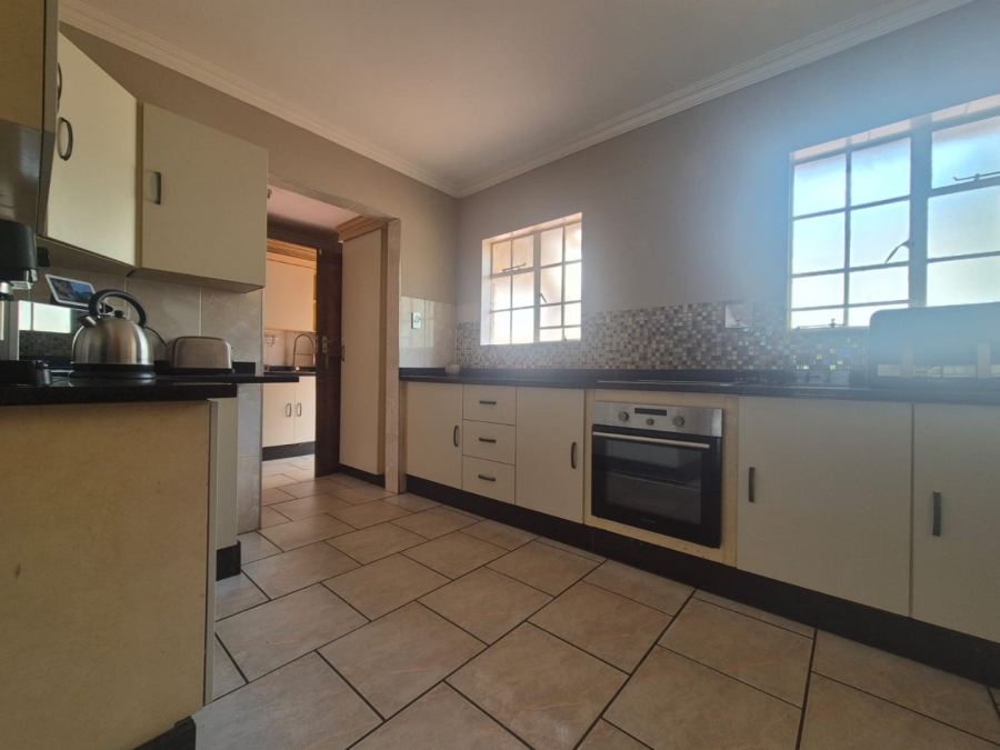 4 Bedroom Property for Sale in Noordheuwel Gauteng