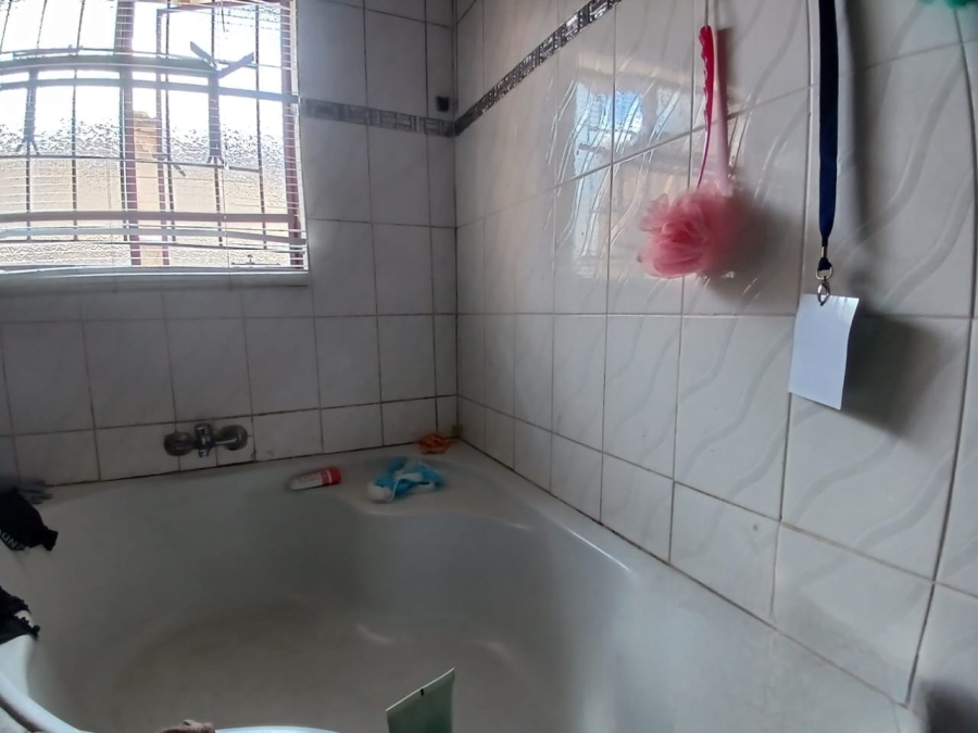 3 Bedroom Property for Sale in Kagiso Gauteng