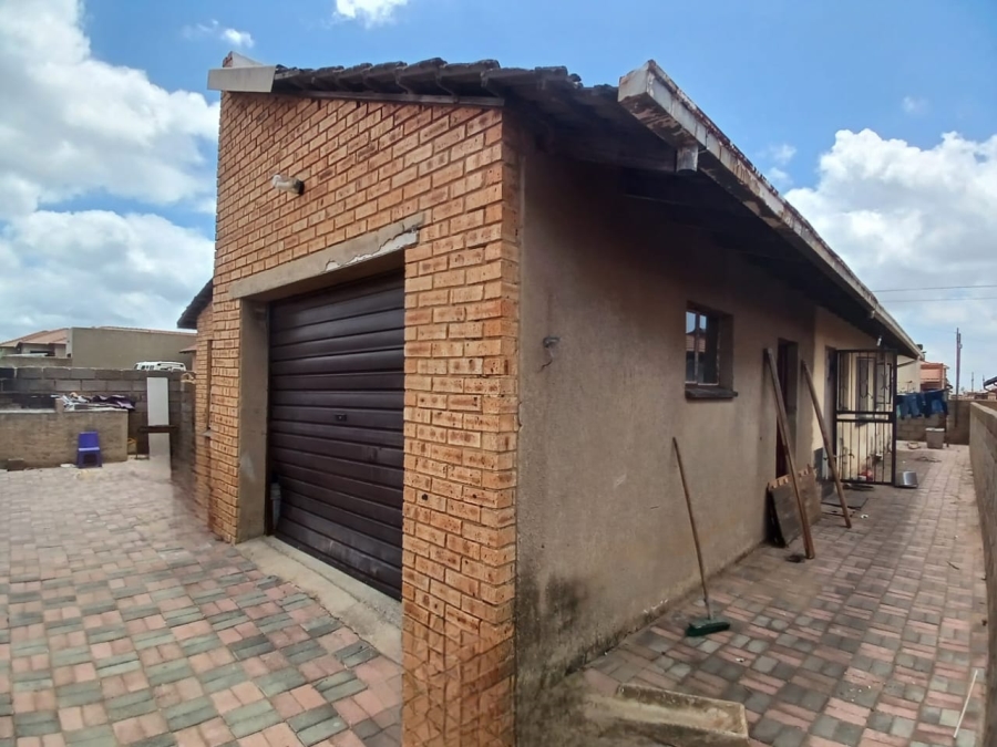 3 Bedroom Property for Sale in Kagiso Gauteng