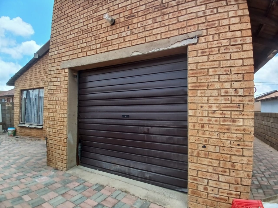 3 Bedroom Property for Sale in Kagiso Gauteng