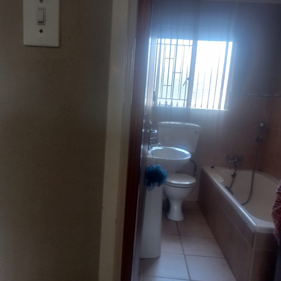 3 Bedroom Property for Sale in Mindalore Gauteng