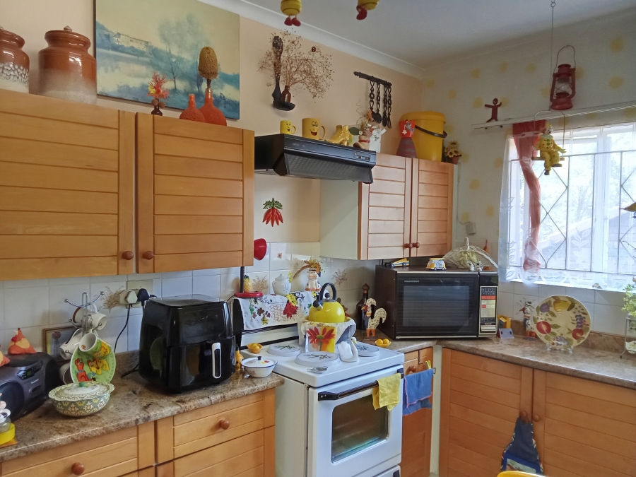 4 Bedroom Property for Sale in Wilro Park Gauteng