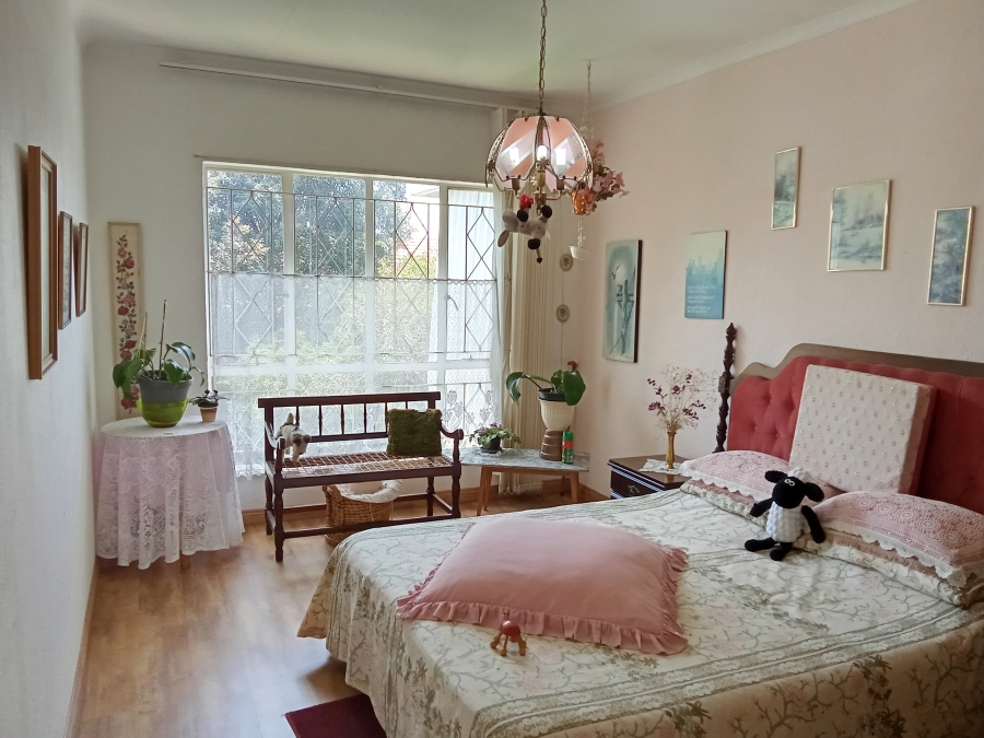 4 Bedroom Property for Sale in Wilro Park Gauteng