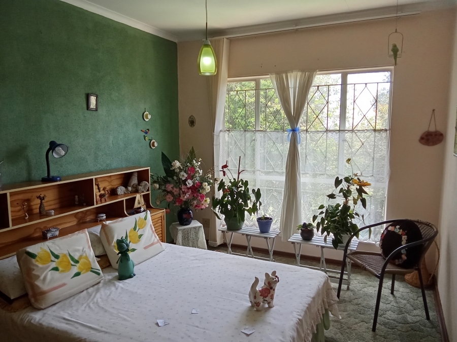 4 Bedroom Property for Sale in Wilro Park Gauteng