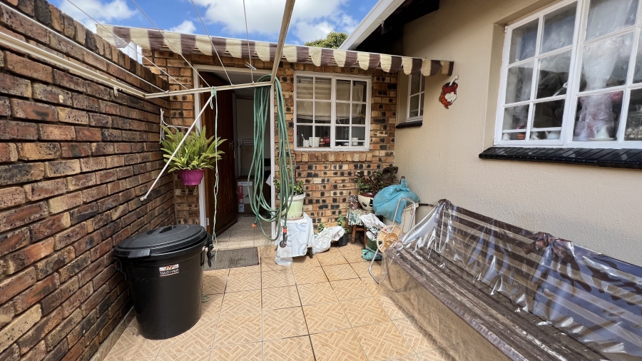 2 Bedroom Property for Sale in Randpoort Gauteng