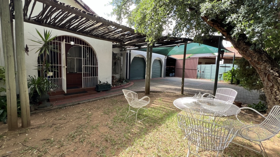 3 Bedroom Property for Sale in Helikonpark Gauteng