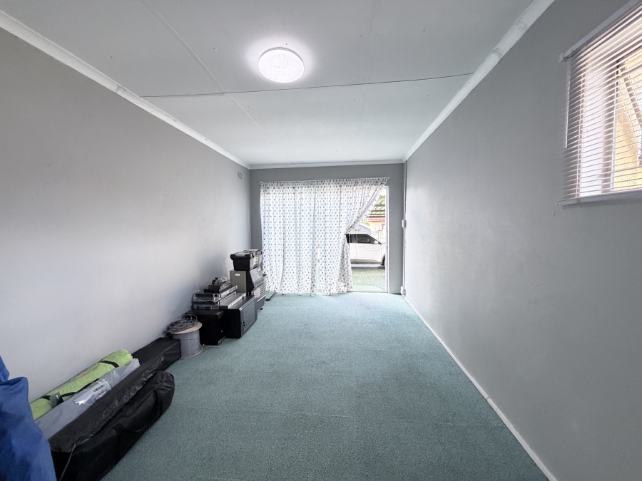 3 Bedroom Property for Sale in Dan Pienaarville Gauteng