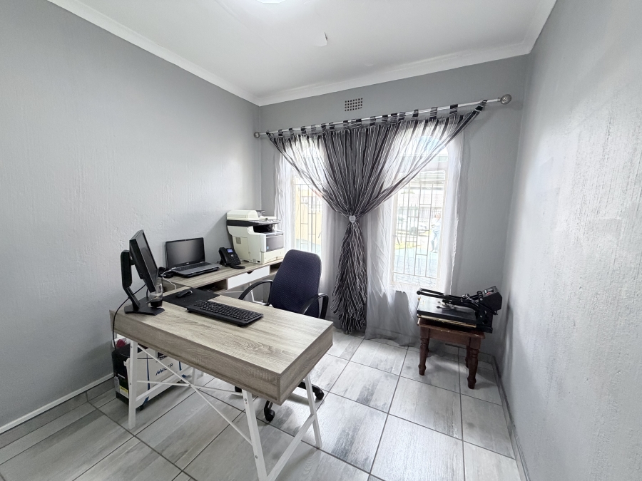 3 Bedroom Property for Sale in Dan Pienaarville Gauteng